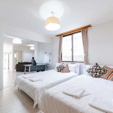 Апарт готель Izumisaki Terrace402 Наха Екстер'єр фото